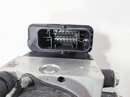 2015 Harley Touring FLTRUSE CVO Road Glide Abs Brake Pump Unit Module 41100013A-Mototech271