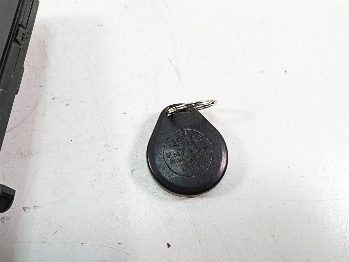 2015 Harley FXDL Dyna Low Rider Bcm Security X-Axis Module & Fob Key 69994-12B {{ shop.shopifyCountryName }} - Mototech271