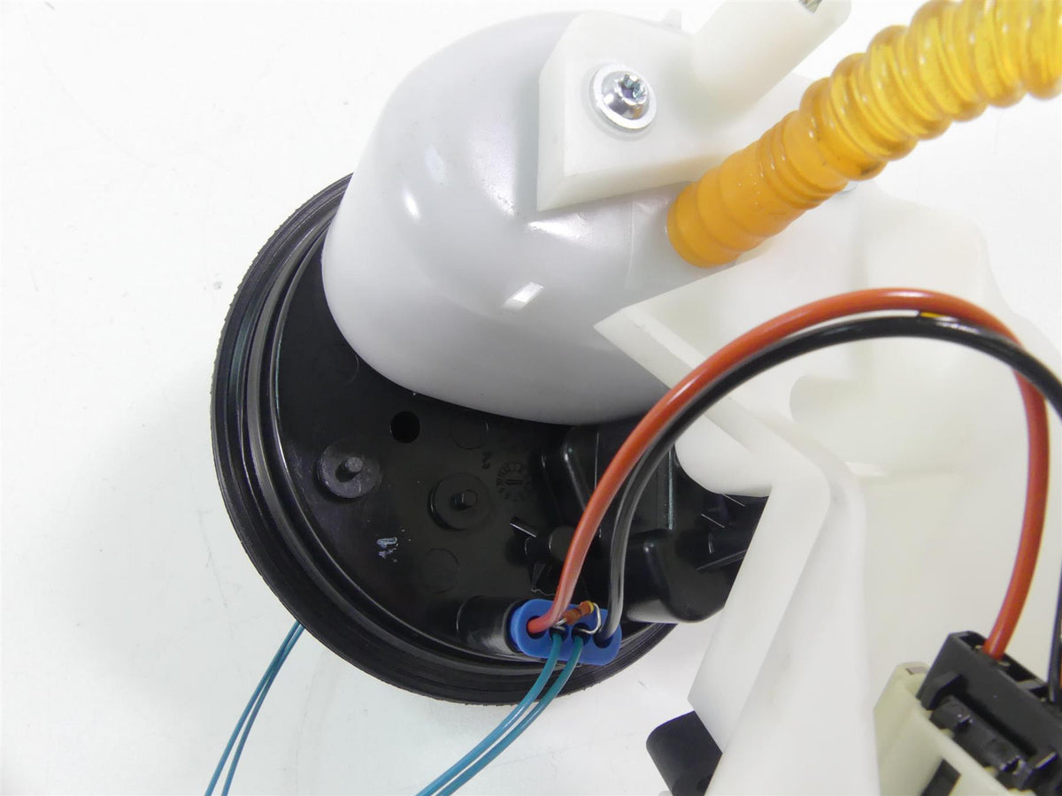 2017 BMW RnineT Racer K32 Fuel Gas Petrol Pump - Tested 16148564596 {{ shop.shopifyCountryName }} - Mototech271