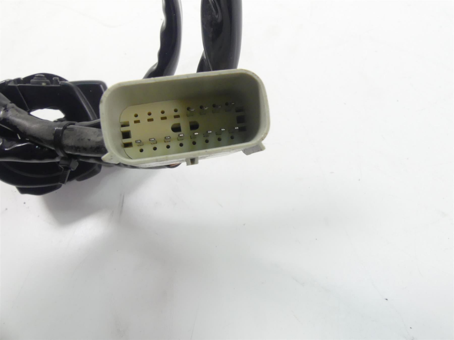 2013 Harley Touring FLTRX Road Glide Left Hand Audio Control Switch 71682-06A {{ shop.shopifyCountryName }} - Mototech271