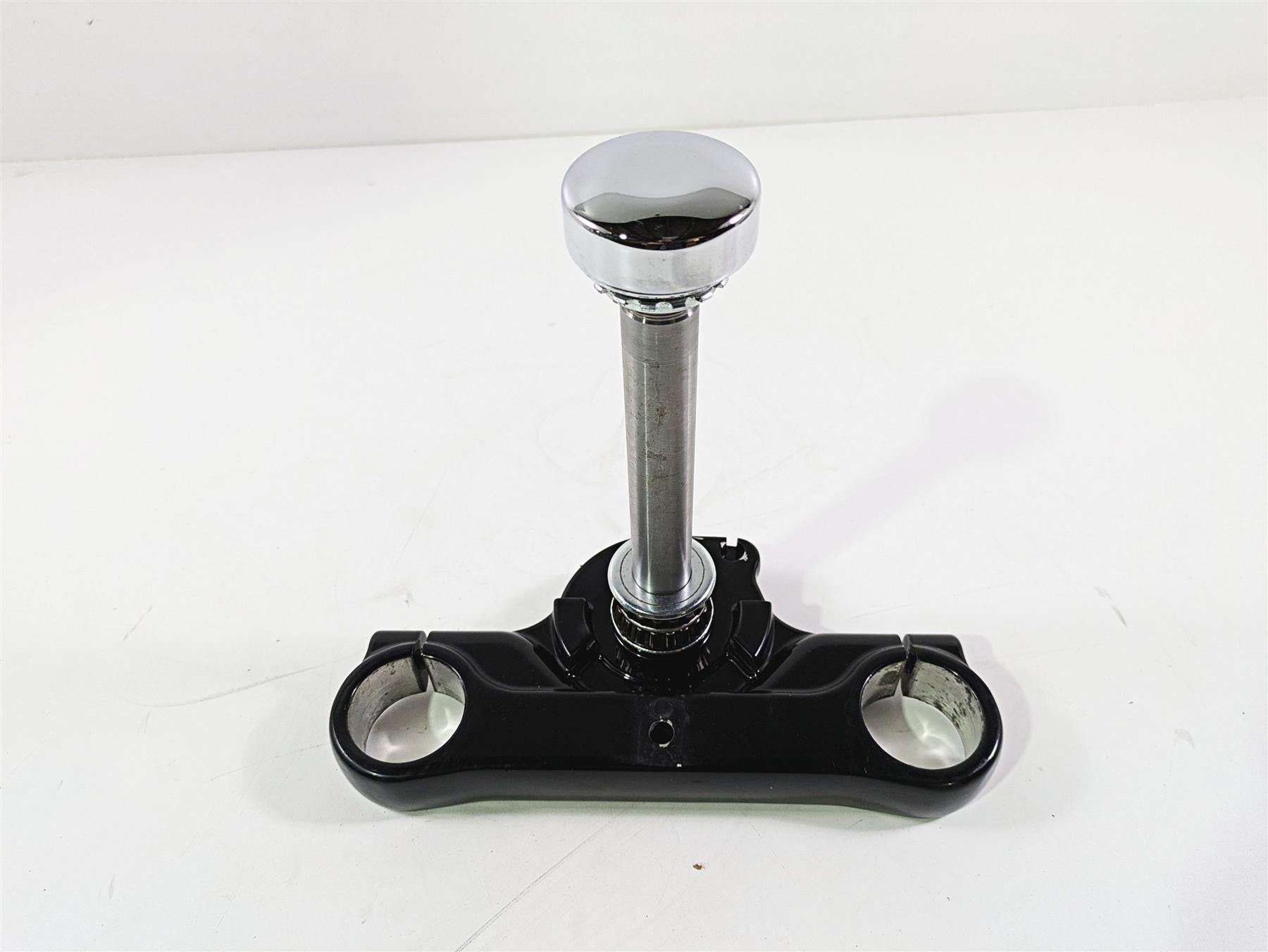 2017 Harley Dyna FXDB Street Bob Lower Triple Tree Clamp 49mm - Read 45900041