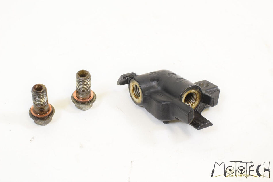 1982 Yamaha XS650 S Front Brake Line Splitter Adapter 1J7-25885-01-00 {{ shop.shopifyCountryName }} - Mototech271