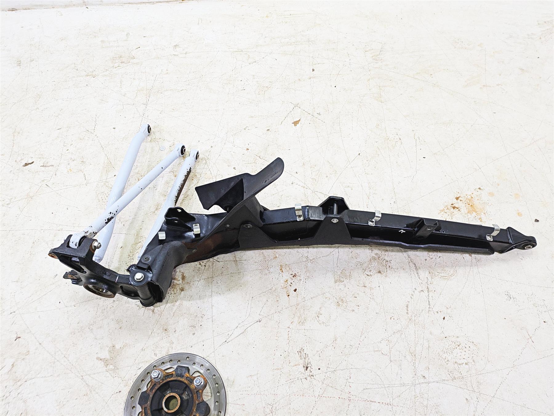 2020 Kawasaki Teryx KRX KRF 1000 Rear Right Trailing Arm 39007-0429 39186-0326 {{ shop.shopifyCountryName }} - Mototech271