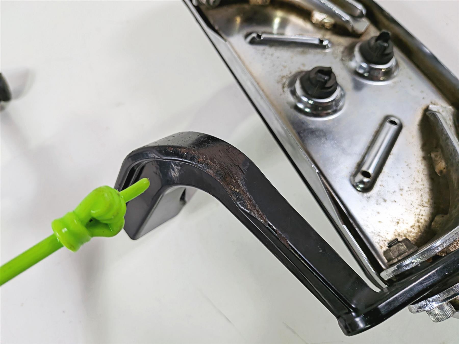 2016 Harley Touring FLHX Street Glide Left Floor Board & Shifter -Read 50622-09A {{ shop.shopifyCountryName }} - Mototech271