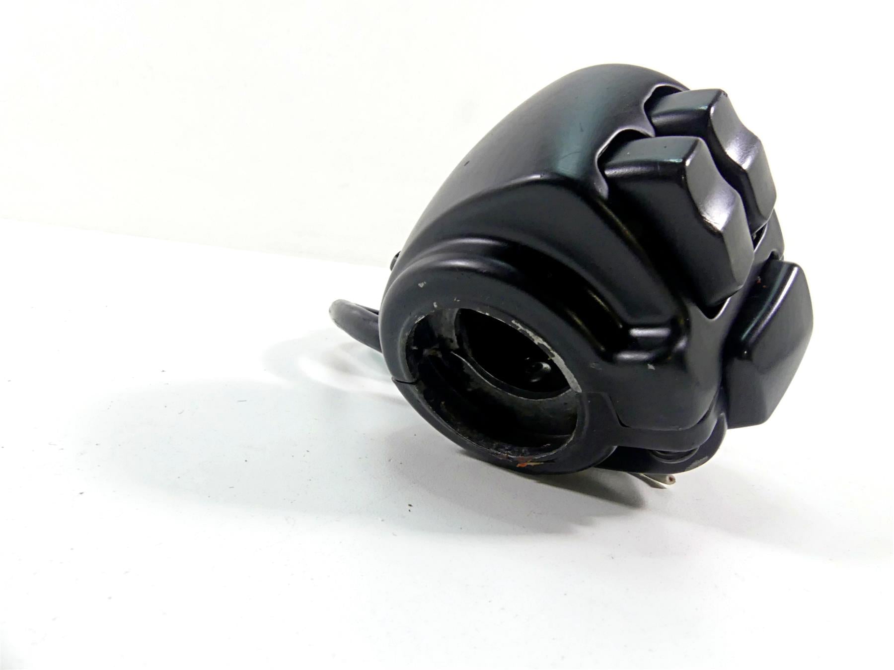2014 Harley FXDL Dyna Low Rider Left Hand Control Switch -Read 72945-12A {{ shop.shopifyCountryName }} - Mototech271