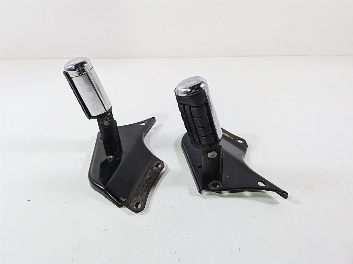 1997 Honda GL1500 CA Valkyrie Rear Passenger Footpeg Rest Set 50815-MZ0-000-Mototech271