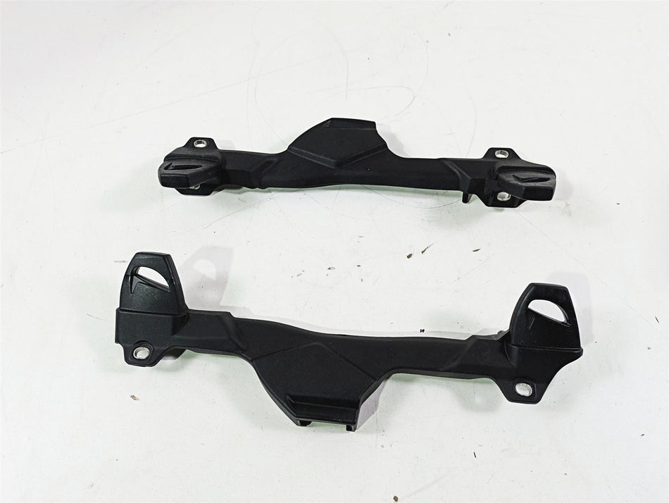 2009 BMW R1200RT K26 Saddlebag Holder Bracket Set 46547699903 46547699904 {{ shop.shopifyCountryName }} - Mototech271