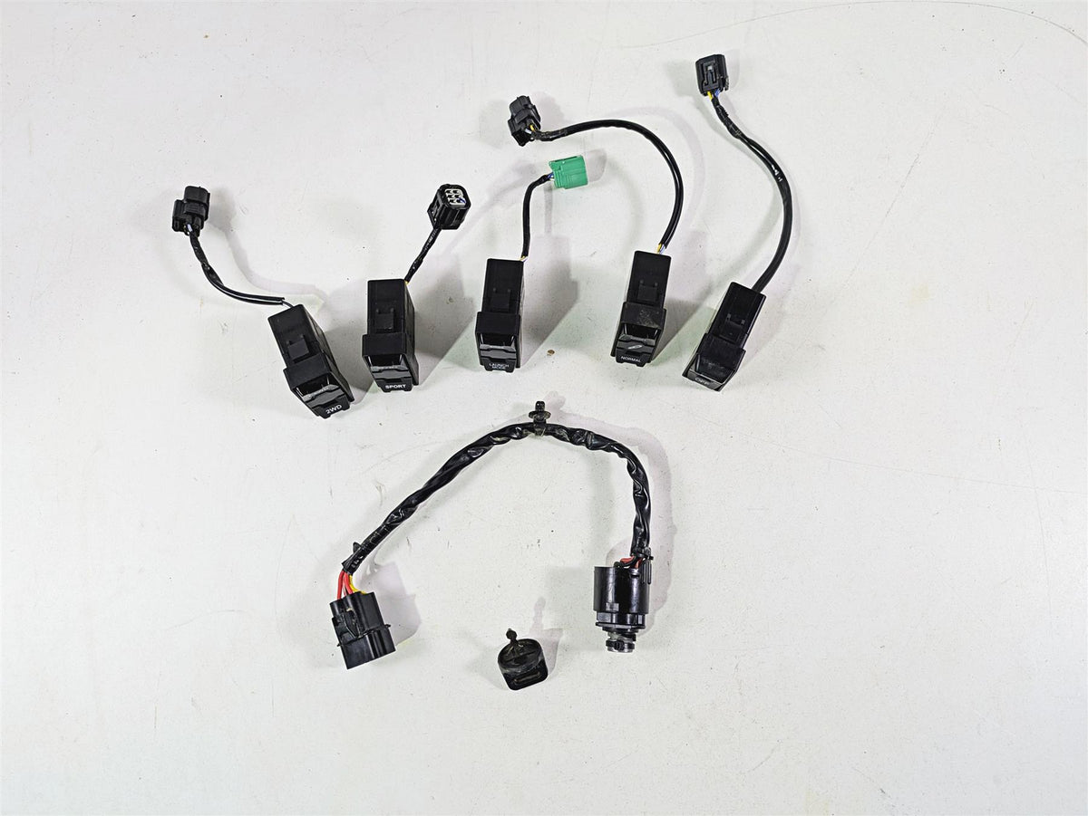 2023 Honda Talon SXS1000 S2R Ignition & Light Awd Switch Set -Read 35100-HL6-A01 {{ shop.shopifyCountryName }} - Mototech271