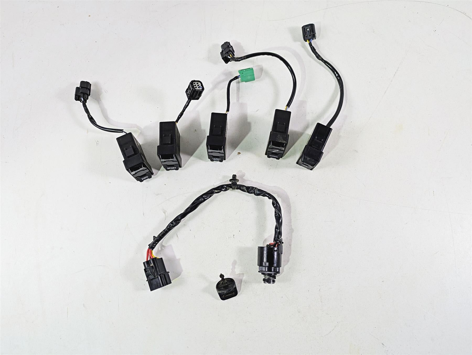 2023 Honda Talon SXS1000 S2R Ignition & Light Awd Switch Set -Read 35100-HL6-A01 {{ shop.shopifyCountryName }} - Mototech271