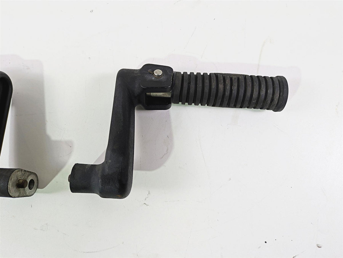 2018 Indian Springfield Dark Horse Rear Passenger Footpegs 5140869 {{ shop.shopifyCountryName }} - Mototech271