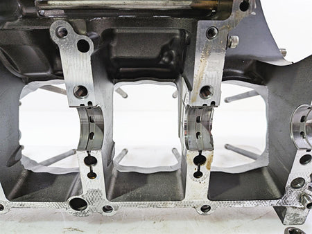 2008 Yamaha YZF R1 RN19 Engine Crank Case Set N516E 4C8-15100-00-00 4C8-15100-19 {{ shop.shopifyCountryName }} - Mototech271