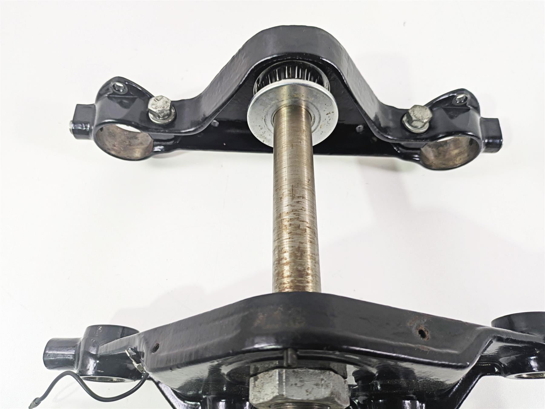 2001 Harley Touring FLHX Street Glide Upper Lower Triple Tree Riser Set 45446-87 {{ shop.shopifyCountryName }} - Mototech271