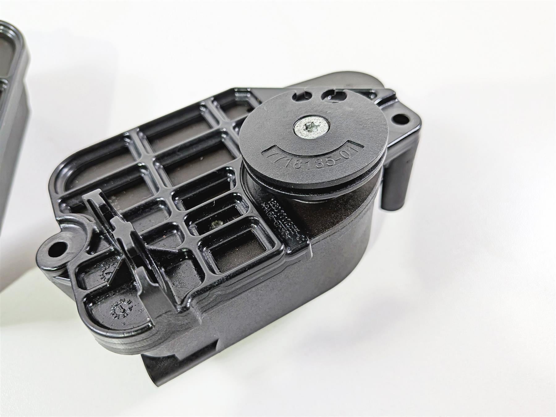 2014 BMW S1000RR K46 Exhaust Servo Motor Actuator Set 18518540838 {{ shop.shopifyCountryName }} - Mototech271
