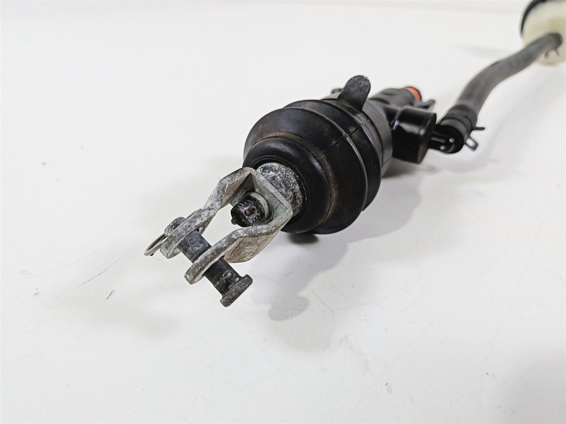 2006 Harley Sportster XL883 Low Rear Brake Master Cylinder 42521-04 {{ shop.shopifyCountryName }} - Mototech271