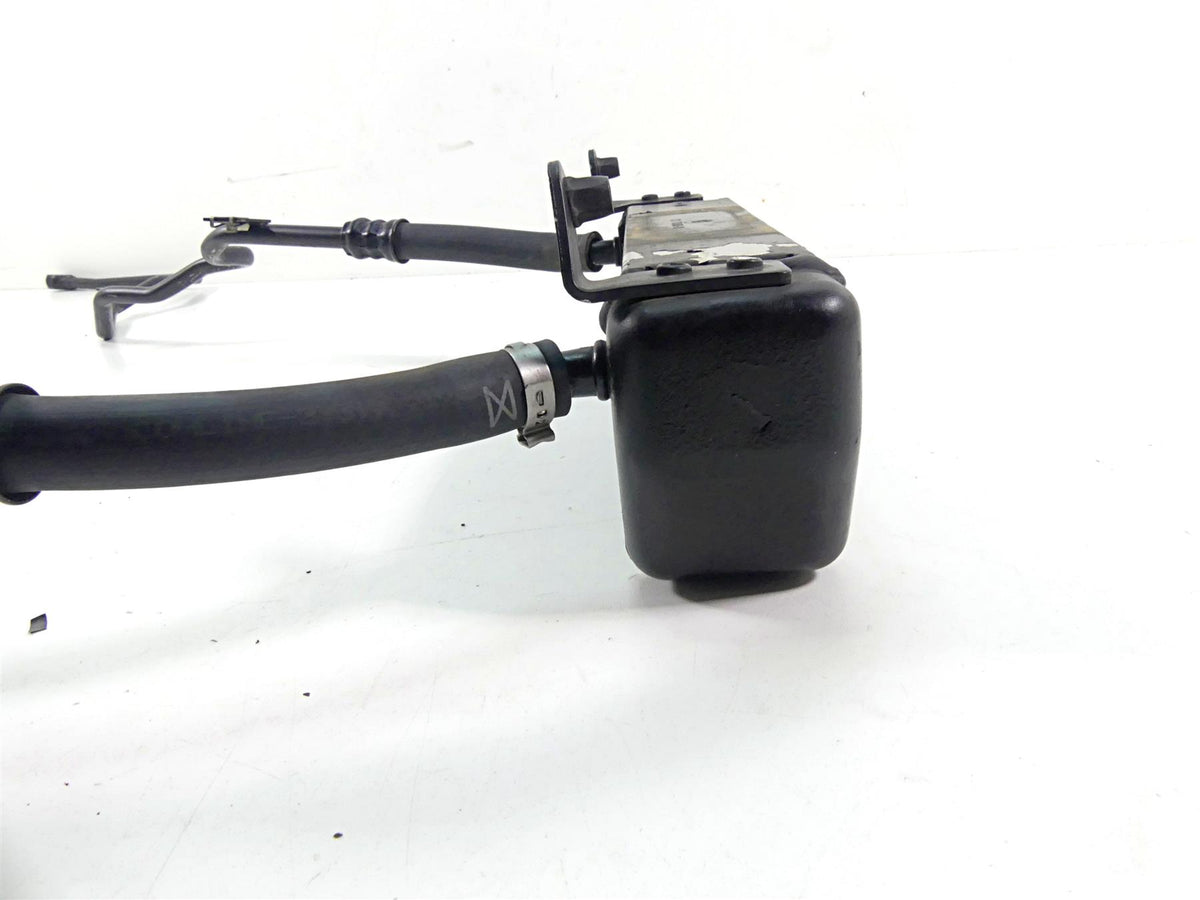 2009 BMW R1200GS K255 Adv Oil Cooler Radiator & Lines 17217712866 {{ shop.shopifyCountryName }} - Mototech271