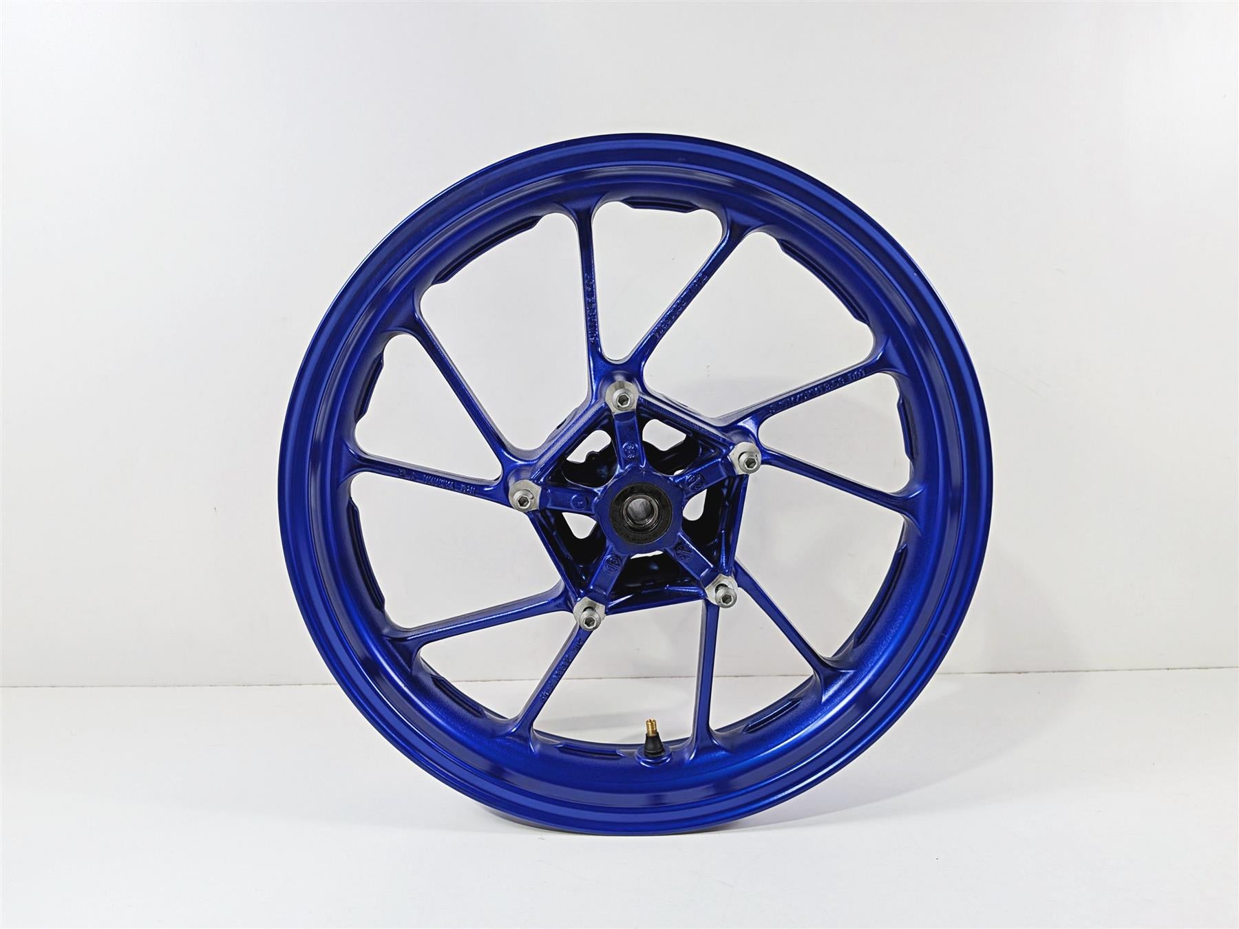 2025 Yamaha YZF R7 Straight Front Blue Wheel Rim 17x3.5 2DR-25168-00 {{ shop.shopifyCountryName }} - Mototech271