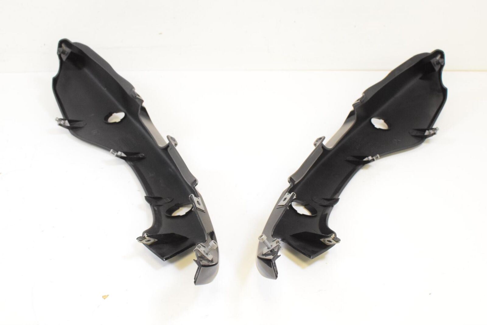 2008 Moto Guzzi Breva Sport 1200 Rear Tail Side Cover Cowl Fairing SET 5573330 {{ shop.shopifyCountryName }} - Mototech271