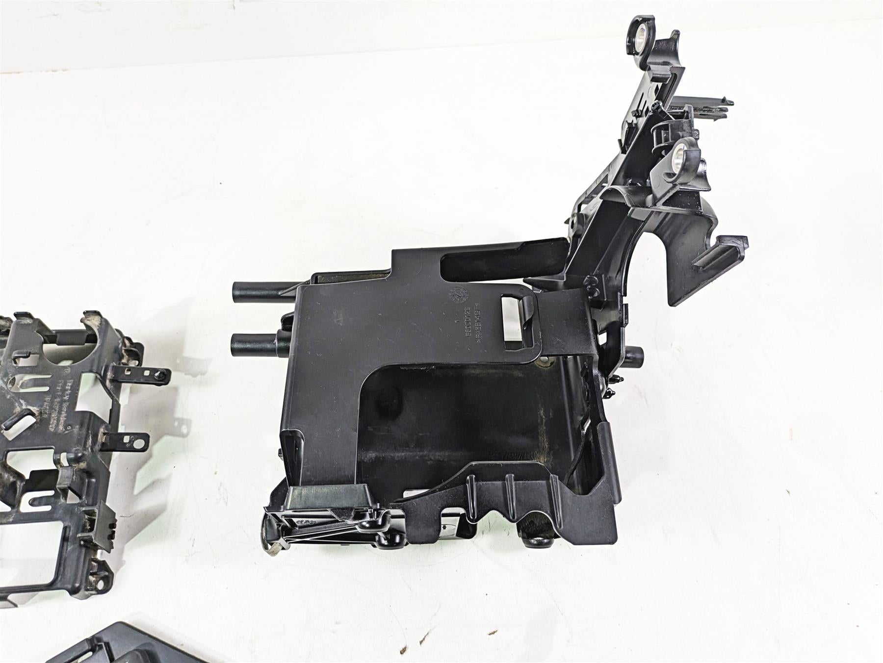 2018 Harley FXBR Softail Breakout Electrical Carrier Battery Set 69201632 {{ shop.shopifyCountryName }} - Mototech271