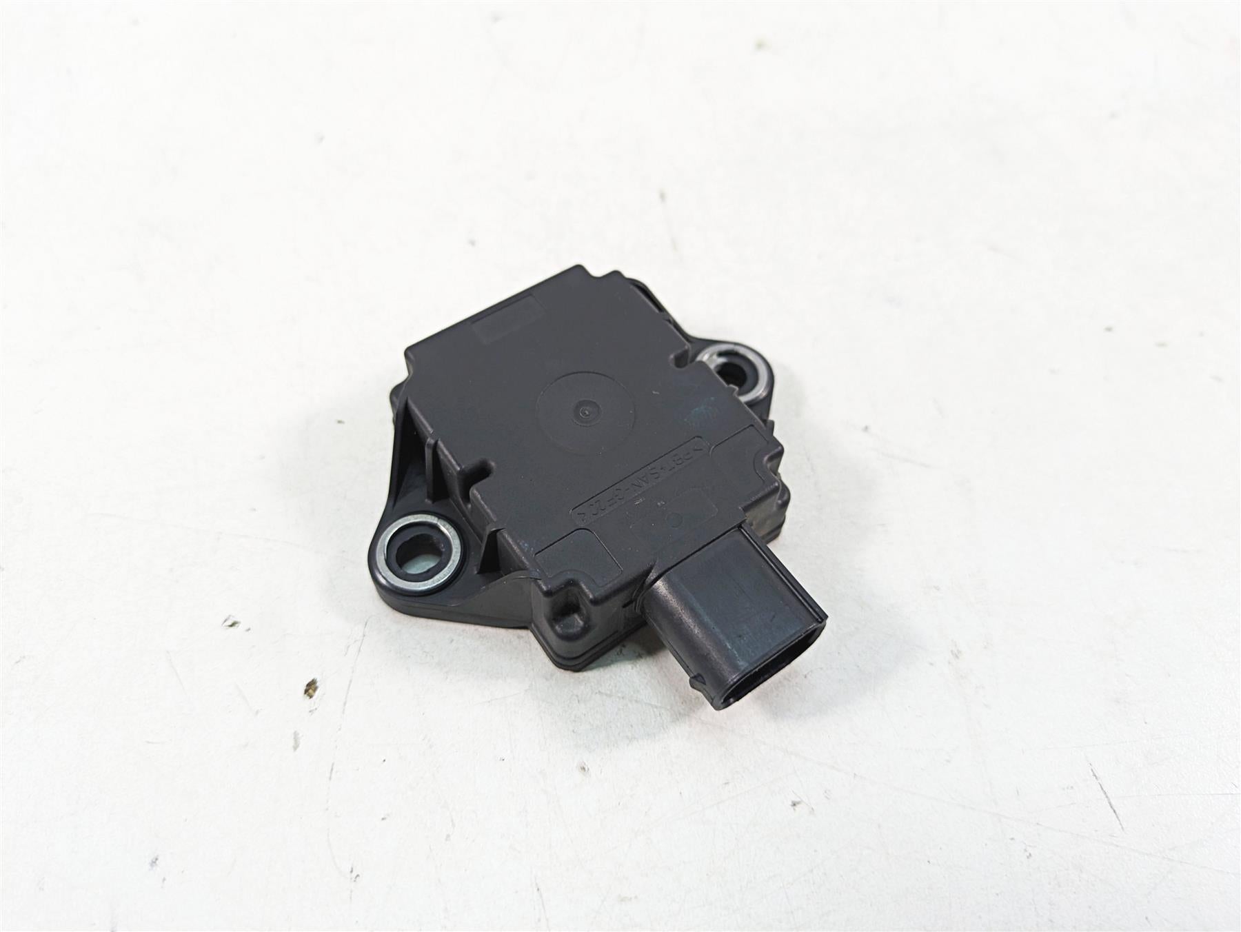 2021 Aprilia RS660 Lean Angle Tip Over Tilt Sensor Module Unit 2D000448 {{ shop.shopifyCountryName }} - Mototech271