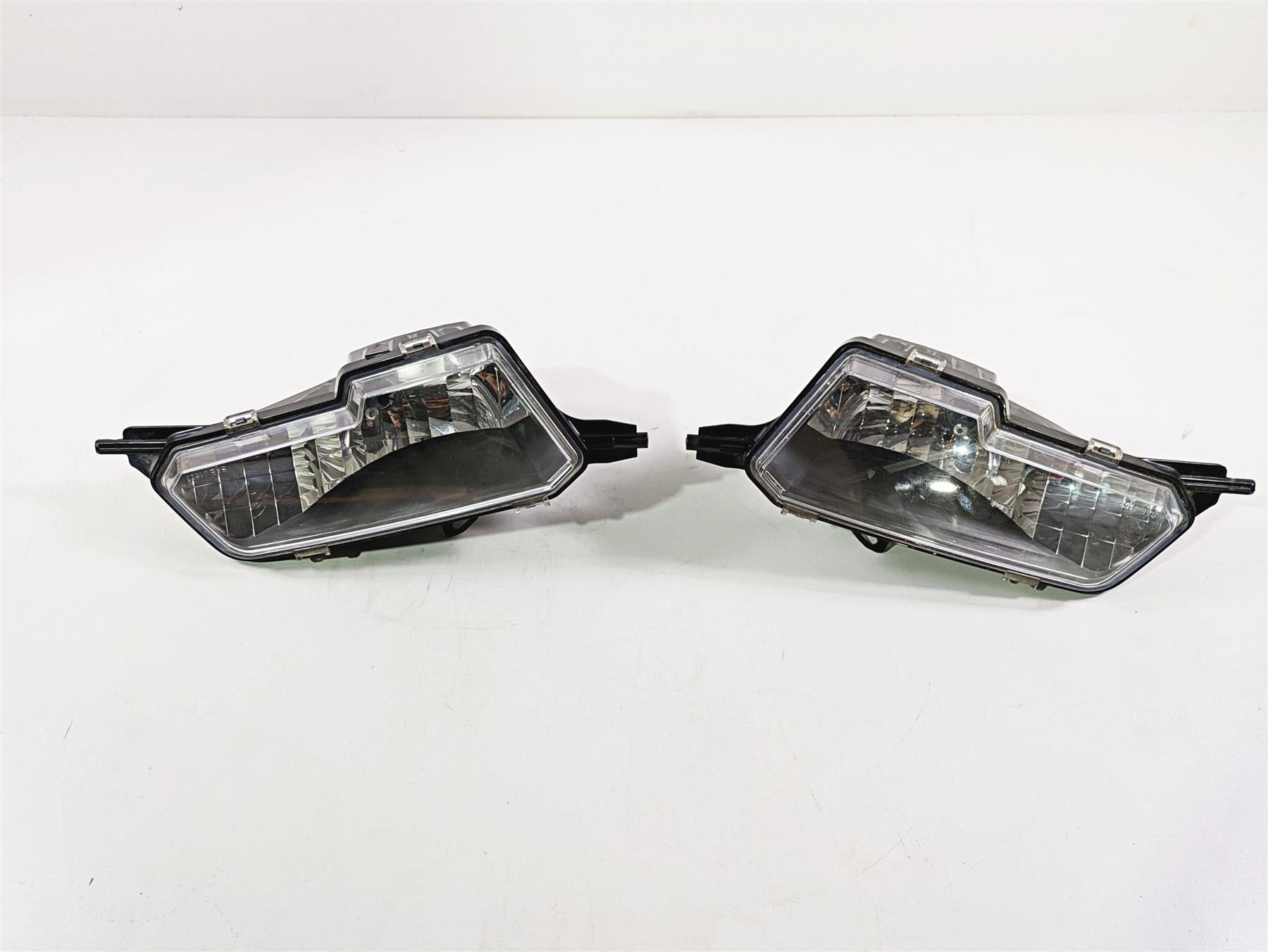 2020 Polaris Sportsman 1000 XP Front Bumper Headlight Set 2417231 2413433