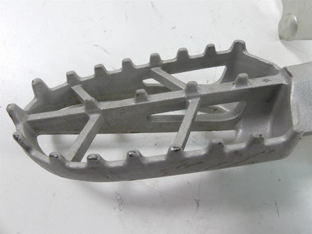 2020 Ducati Multistrada 1260 Enduro Right Front Footpeg & Brake Pedal 82422892AA {{ shop.shopifyCountryName }} - Mototech271