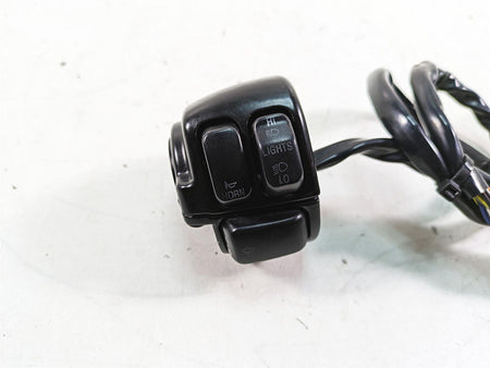 2007 Harley Sportster XL1200 C Left Hand Turn Signal Control Switch 71682-06A {{ shop.shopifyCountryName }} - Mototech271