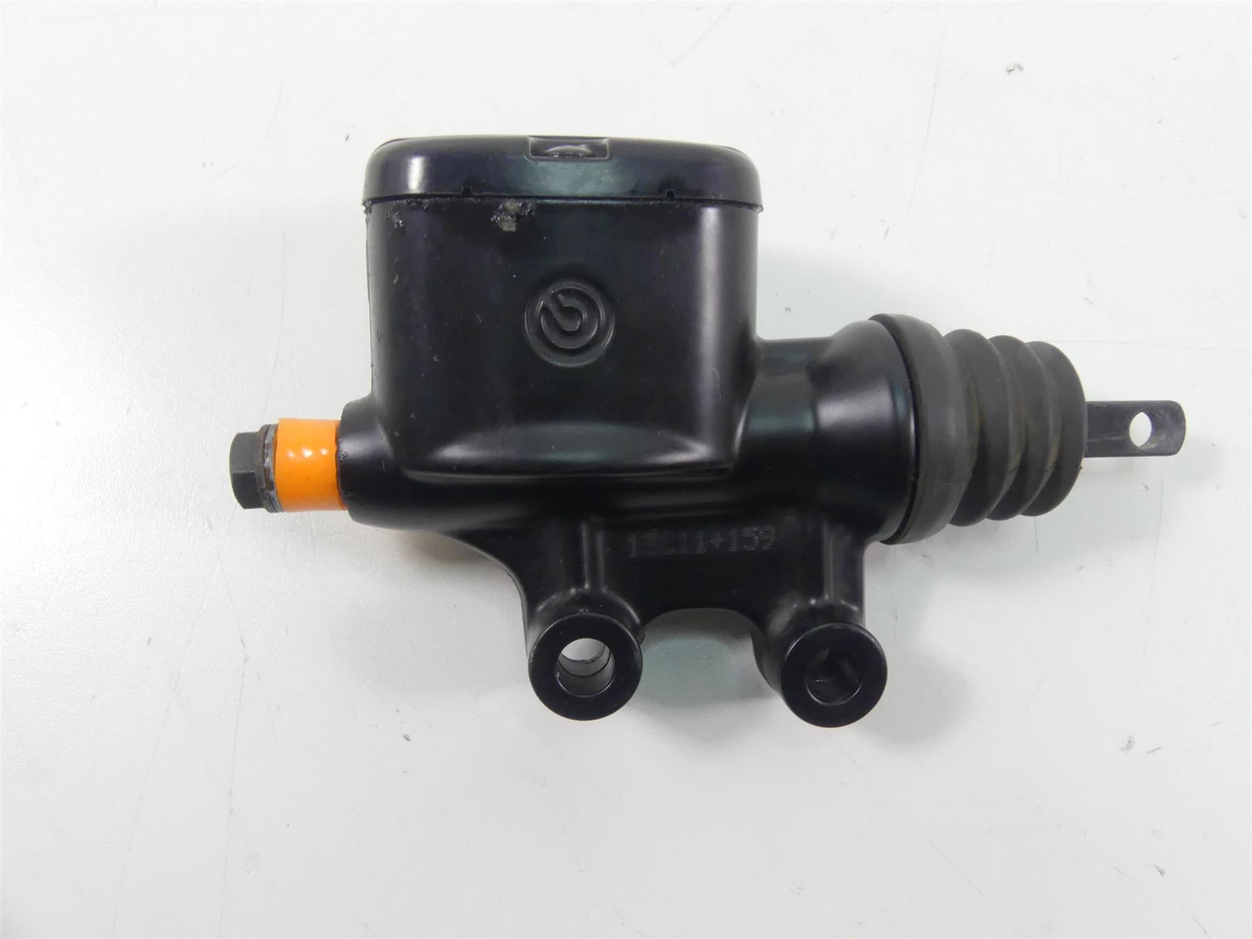 2013 Harley Touring FLHTP Electra Glide Rear Brake Master Cylinder 41700028A {{ shop.shopifyCountryName }} - Mototech271