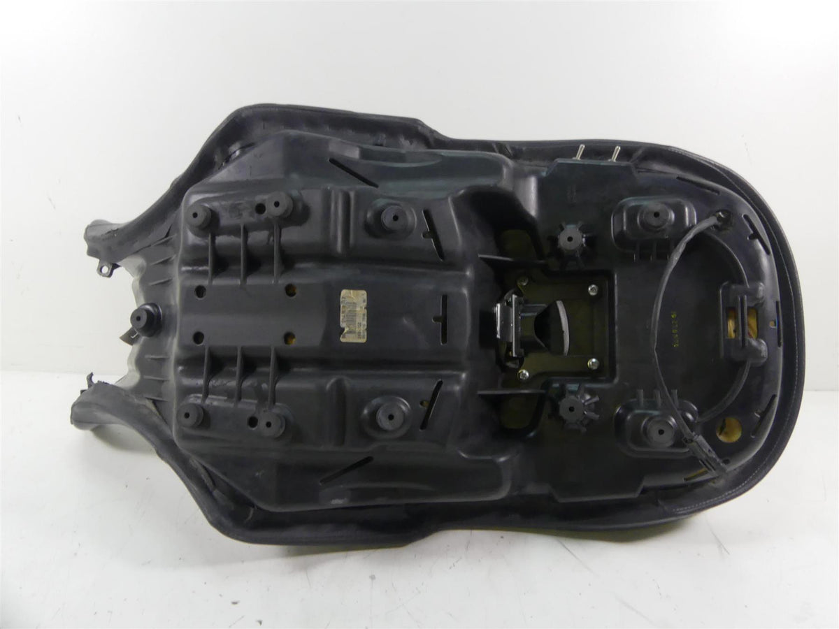 2011 Victory Vision Tour Heated Dual Driver Passenger Seat Saddle - Read 2684352 {{ shop.shopifyCountryName }} - Mototech271