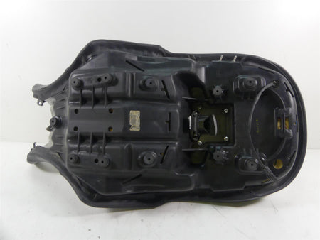 2011 Victory Vision Tour Heated Dual Driver Passenger Seat Saddle - Read 2684352 {{ shop.shopifyCountryName }} - Mototech271