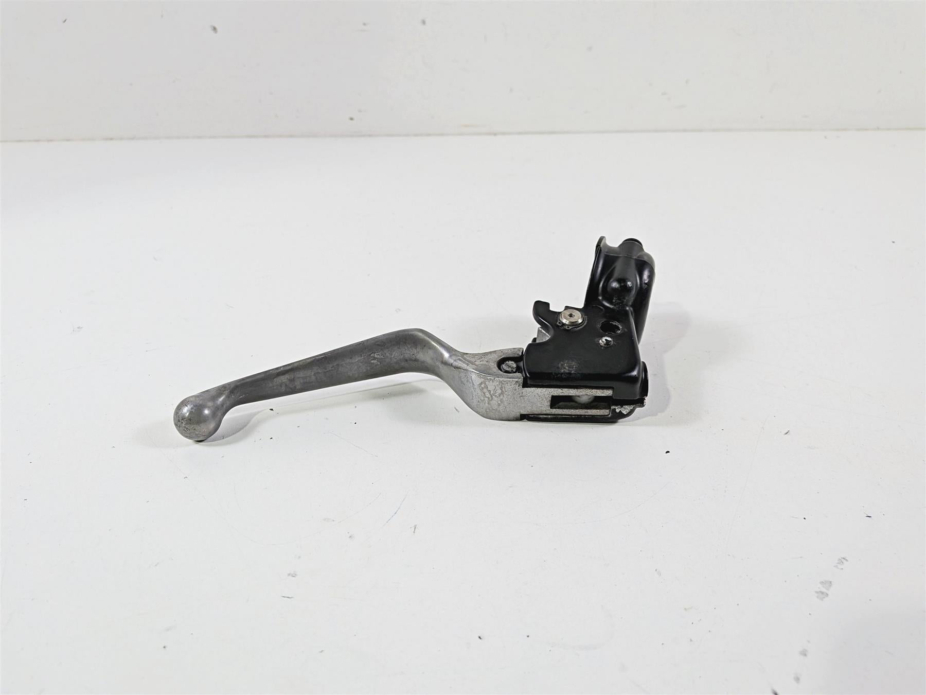 2012 Harley Softail FLSTF Fat Boy Clutch Perch Lever Set P 38608-96 L 45015-96 {{ shop.shopifyCountryName }} - Mototech271