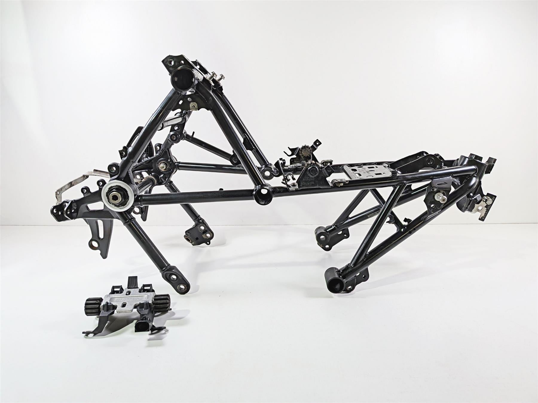 2015 BMW R1200GS K50 Straight Black Main Frame Chassis With Clean California Title 46519444974 {{ shop.shopifyCountryName }} - Mototech271