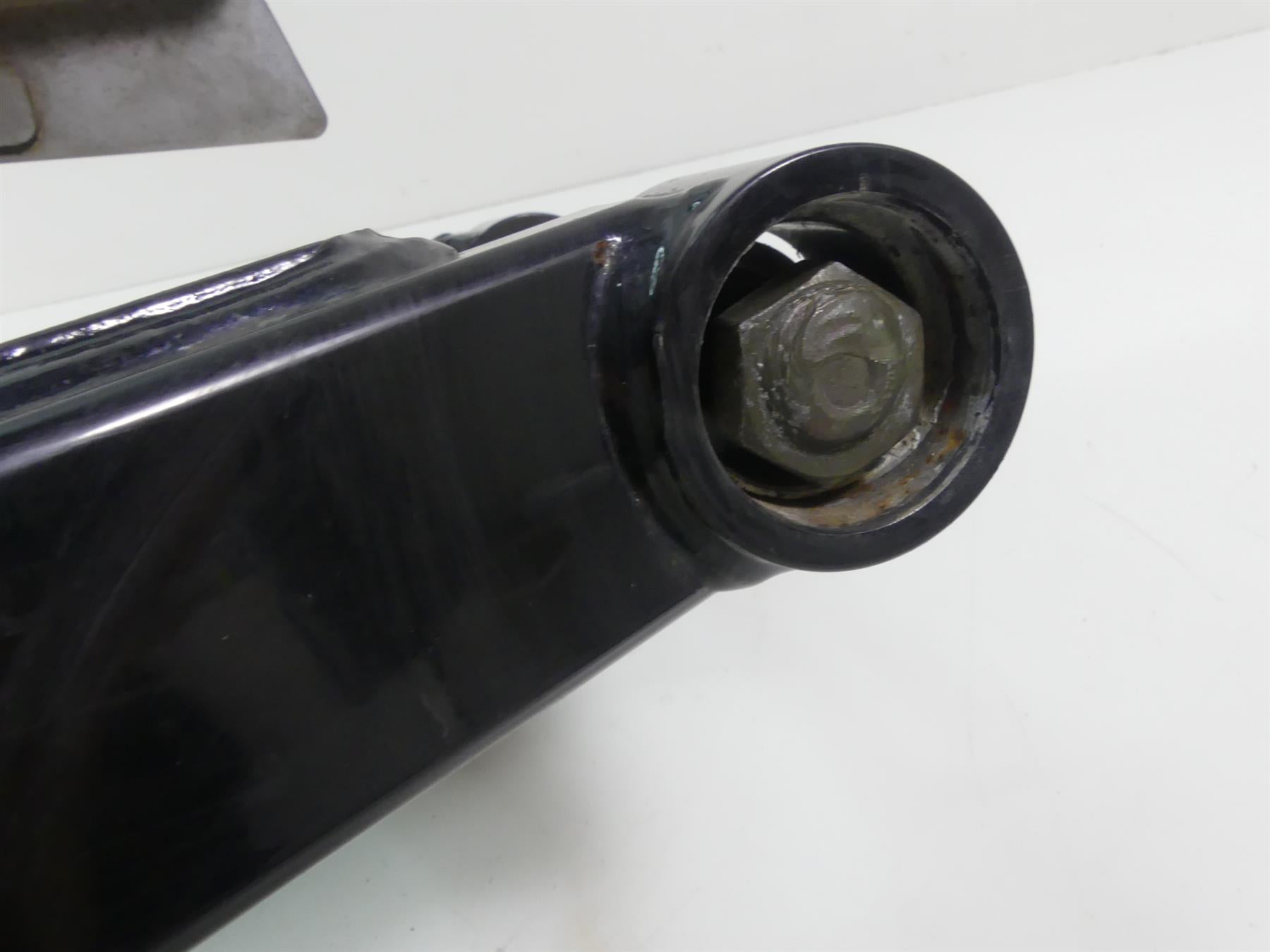 2005 Harley FXDWGI Dyna Wide Glide Rear Swingarm Swing Arm + 3/4" Axle 47820-00A {{ shop.shopifyCountryName }} - Mototech271