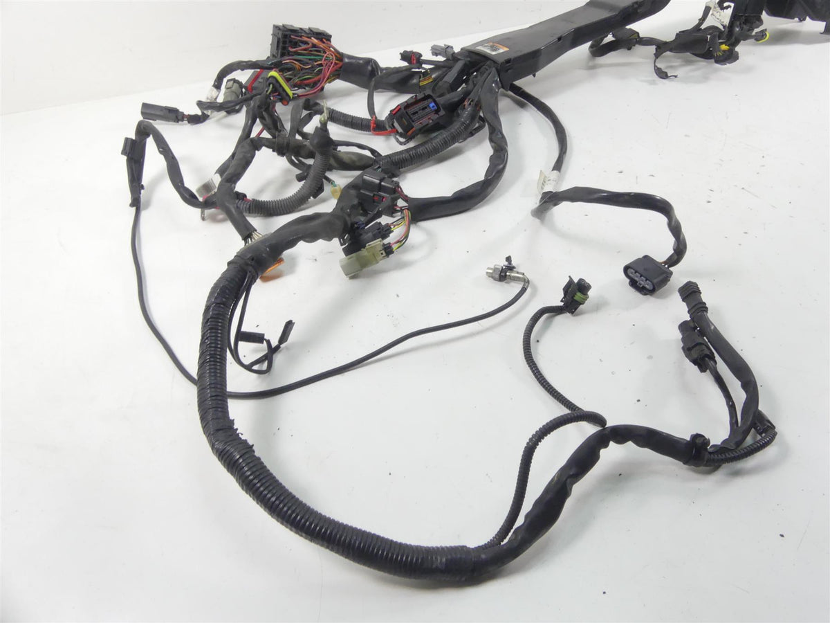 2013 Harley Touring FLHX Street Glide Main Abs Wiring Harness Loom 69200303 {{ shop.shopifyCountryName }} - Mototech271