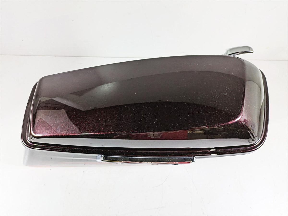 2017 Harley Touring FLHTKSE CVO E-Glide Right Saddlebag Black Garnet 90200412 {{ shop.shopifyCountryName }} - Mototech271