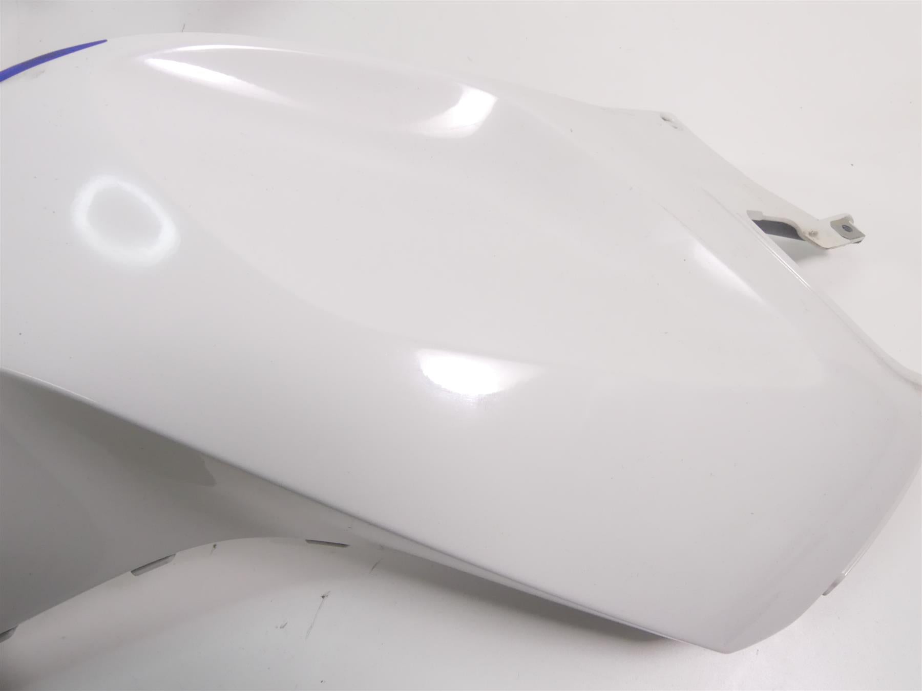 2017 BMW R1200RT K52 Left Right Tank Cover Fairing Set Alpinweiss 46638533563 {{ shop.shopifyCountryName }} - Mototech271