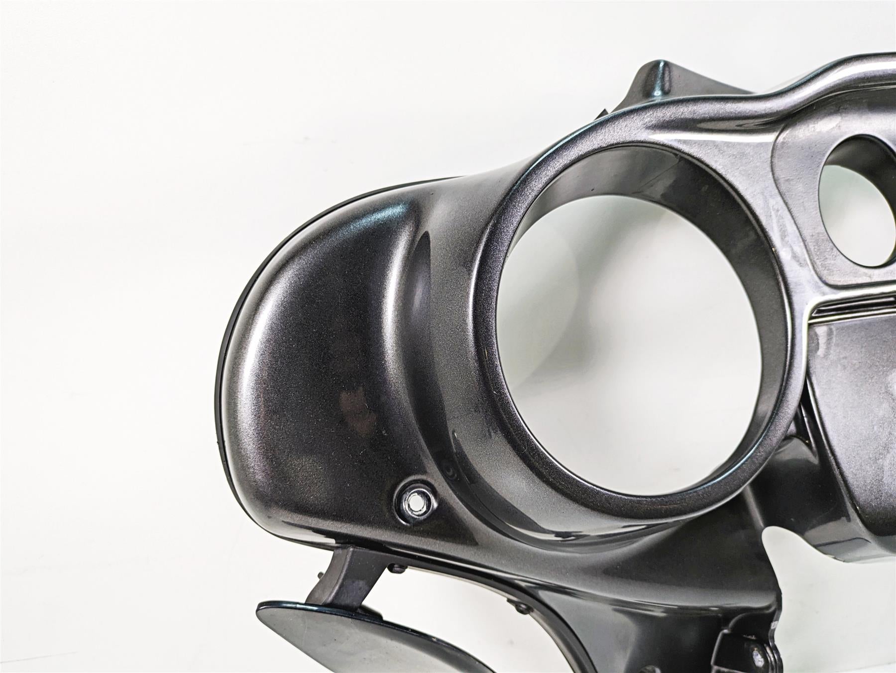 2018 Harley Touring FLHXSE CVO Street Glide Inner Front Fairing Cover 57000111 {{ shop.shopifyCountryName }} - Mototech271