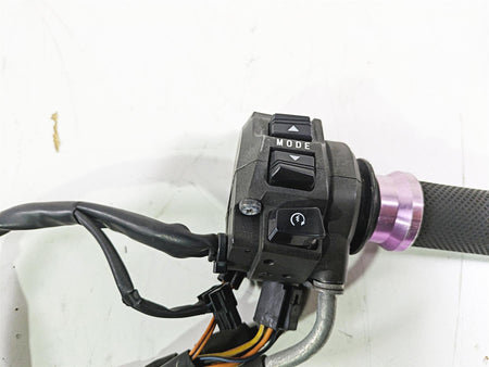 2008 Suzuki GSXR600 Right Hand Start Kill Throttle Control Switch 37200-21H01 {{ shop.shopifyCountryName }} - Mototech271