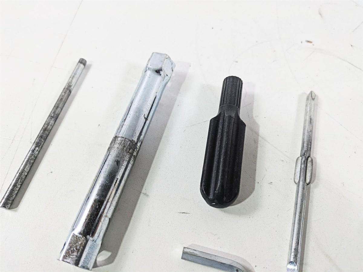 2015 Ducati Hypermotard 821 SP Owners Tool Kit + Bag 69720242C {{ shop.shopifyCountryName }} - Mototech271