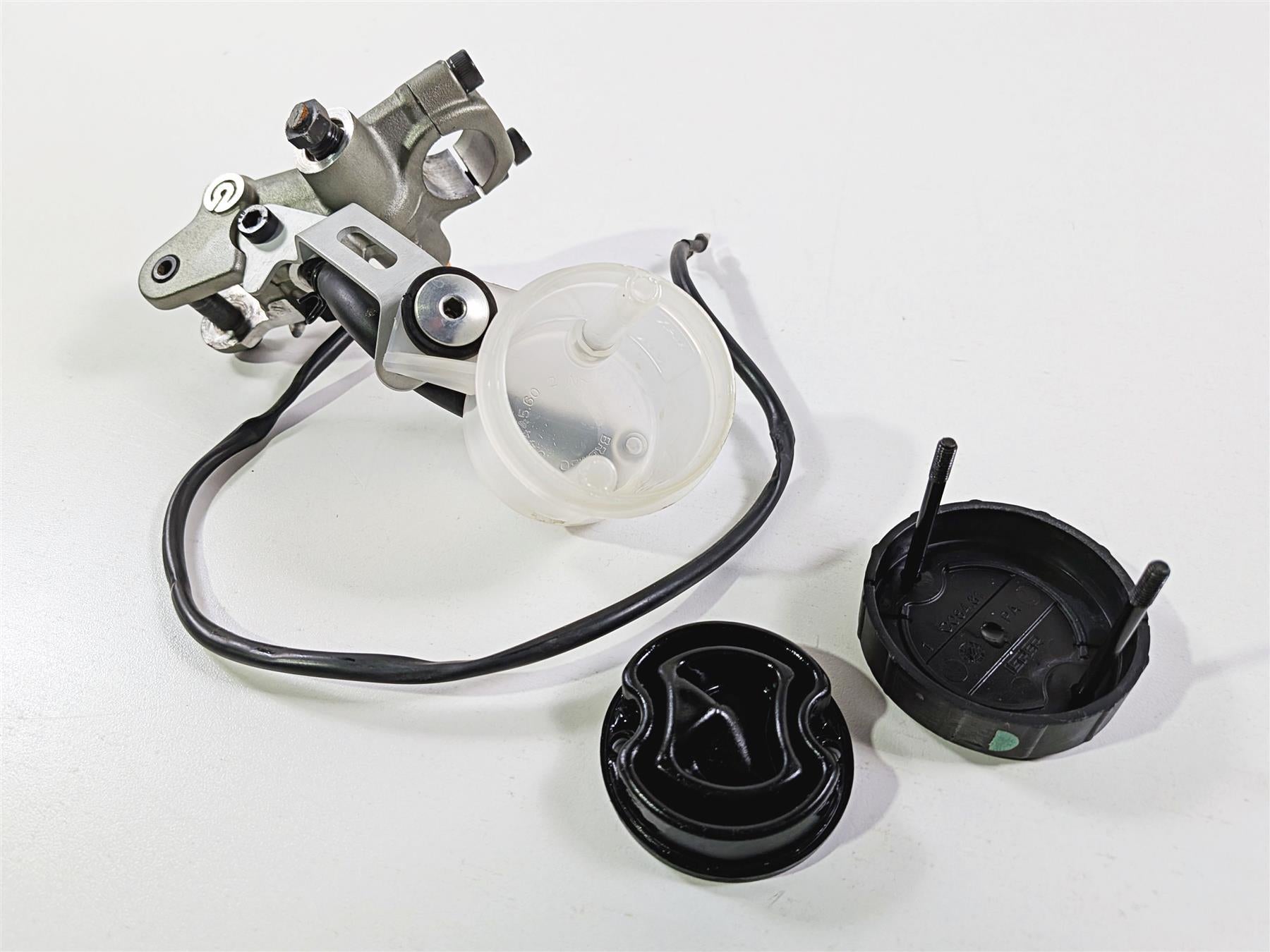2019 Ducati 959 Panigale Radial Front Brake Master Cylinder - Read 62440862A {{ shop.shopifyCountryName }} - Mototech271