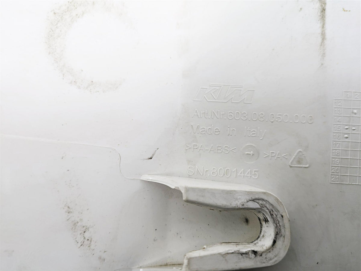 2018 KTM 1090 Adventure R Left Side Fuel Tank Fairing Cover Cowl 60308050000 {{ shop.shopifyCountryName }} - Mototech271
