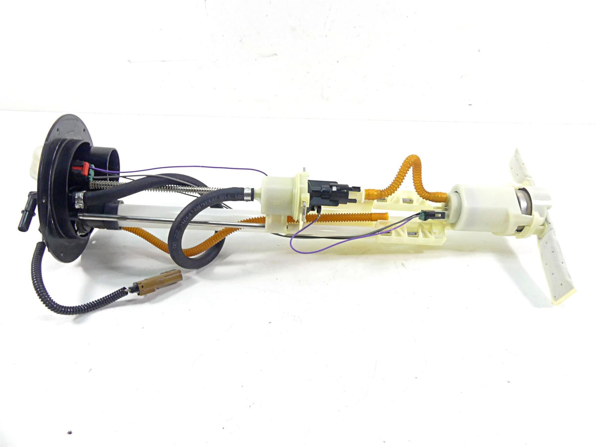 2015 Harley VRSCF Muscle V-Rod Fuel Gas Petrol Pump -Tested 75310-07 75123-09 {{ shop.shopifyCountryName }} - Mototech271