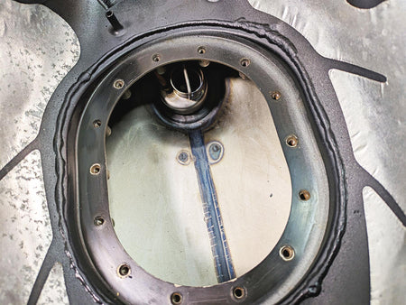 2011 Triumph America Fuel Gas Petrol Tank Reservoir - No Dents T2402232 {{ shop.shopifyCountryName }} - Mototech271