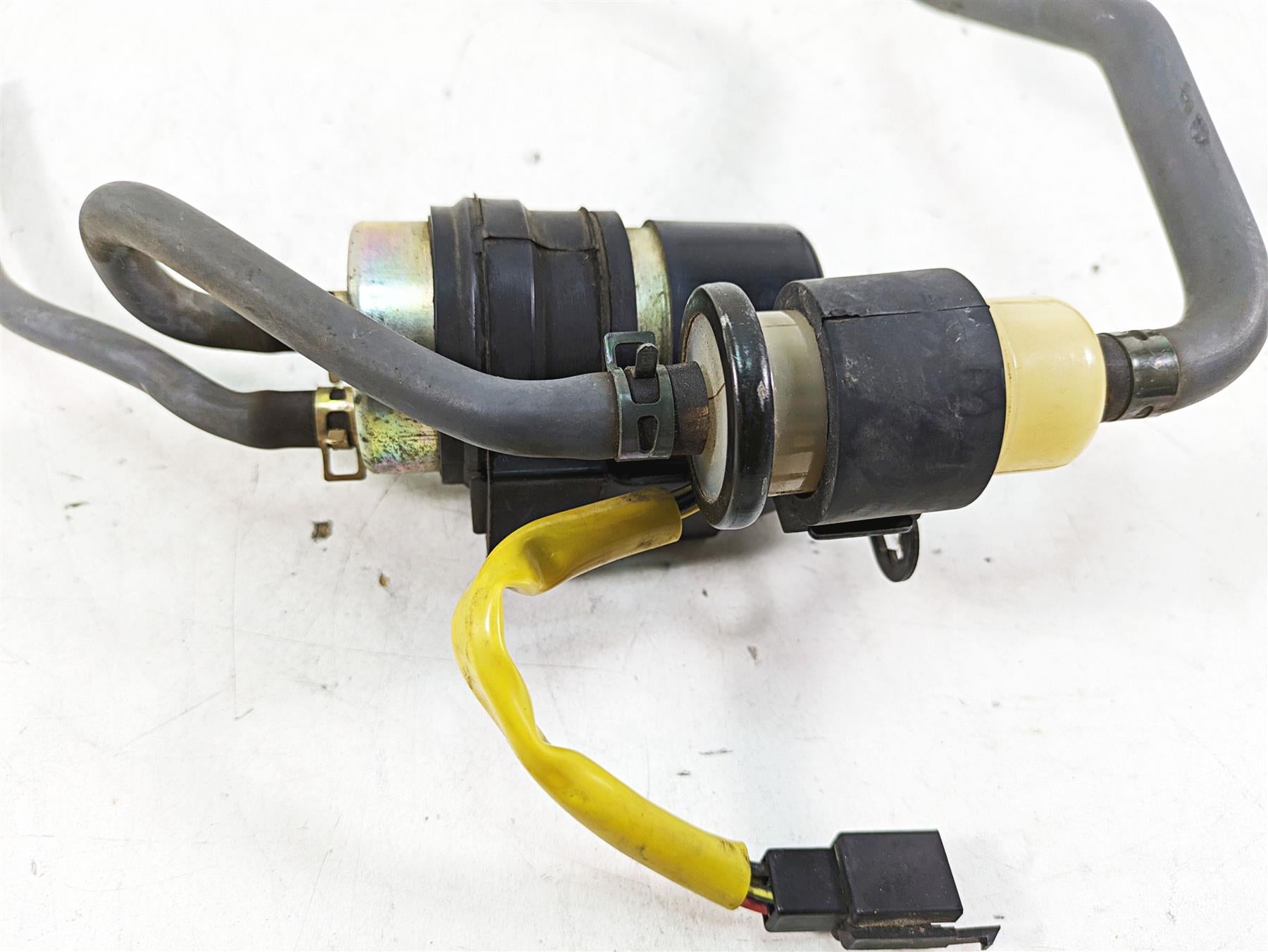 1997 Kawasaki VN1500 Vulcan Fuel Gas Petrol Pump - Tested 49040-1063 {{ shop.shopifyCountryName }} - Mototech271