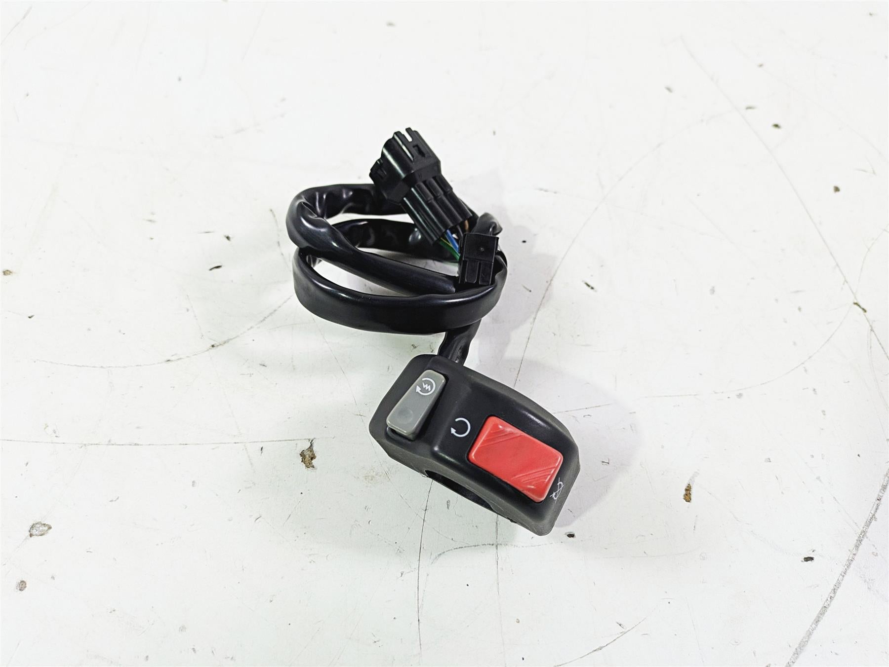 2005 Kawasaki ZX12R Ninja Right Hand Start Stop Control Switch 46091-1809 {{ shop.shopifyCountryName }} - Mototech271