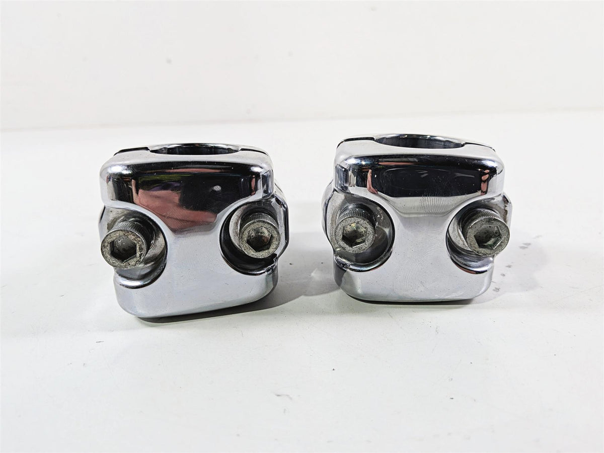 2012 Harley Softail FLSTF Fat Boy Handlebar Clamp Riser Holder 56887-07 {{ shop.shopifyCountryName }} - Mototech271