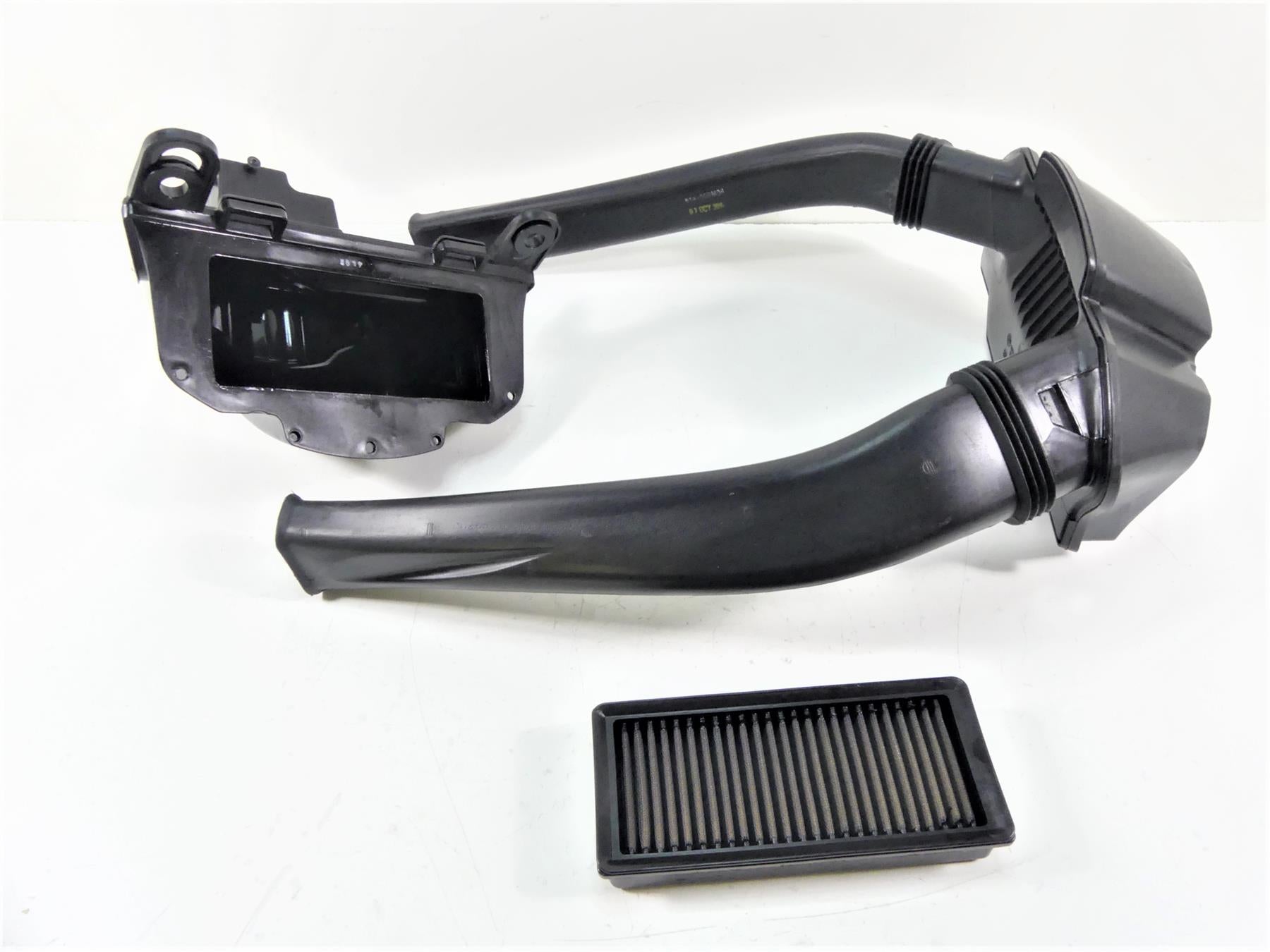2015 BMW K1600GT K48 Air Box Filter Cleaner Breather Ram & Tubes Set 13717712316