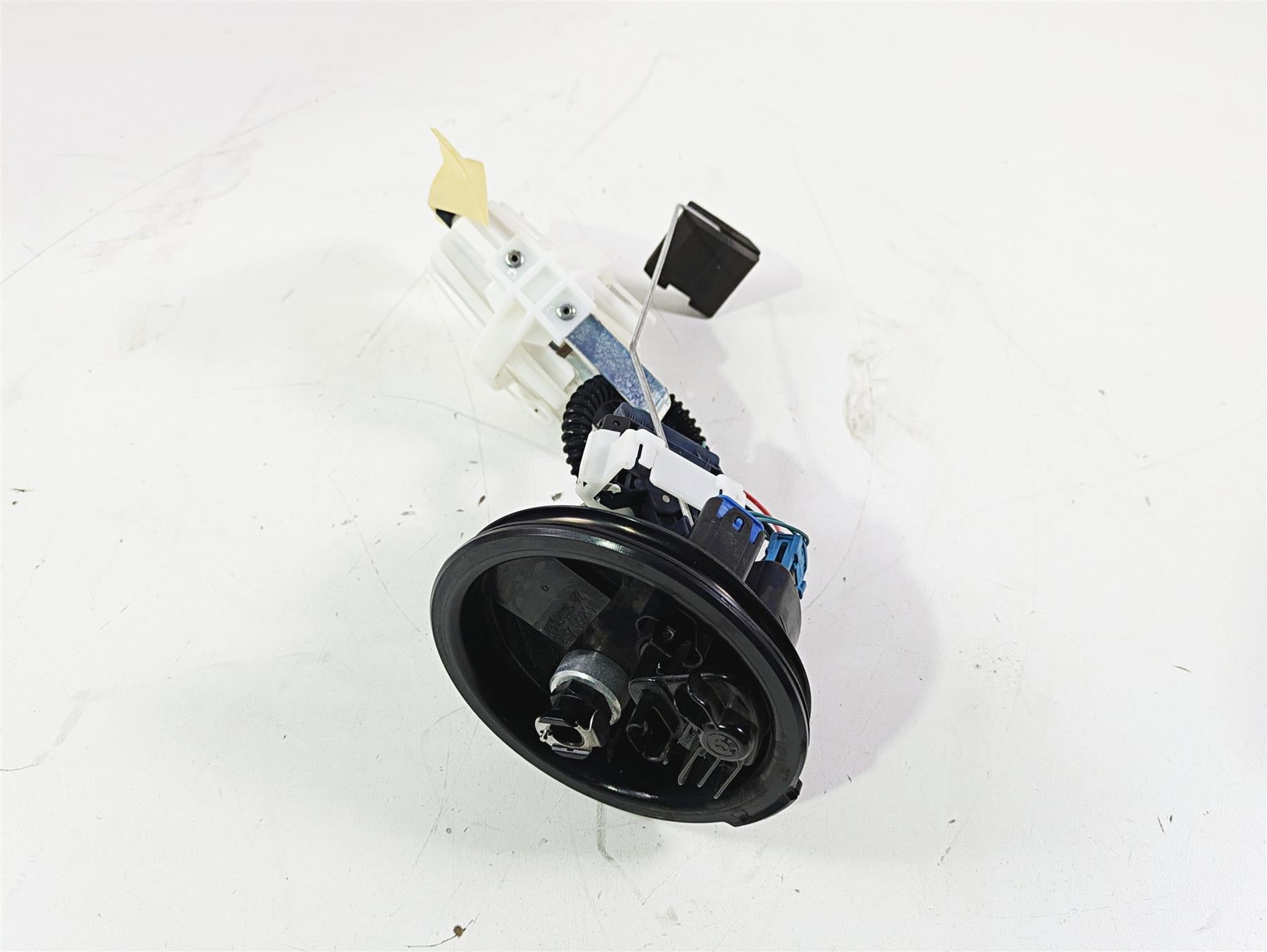 2016 BMW R1200RS K54 Fuel Gas Petrol Pump - Tested 16148357969 {{ shop.shopifyCountryName }} - Mototech271