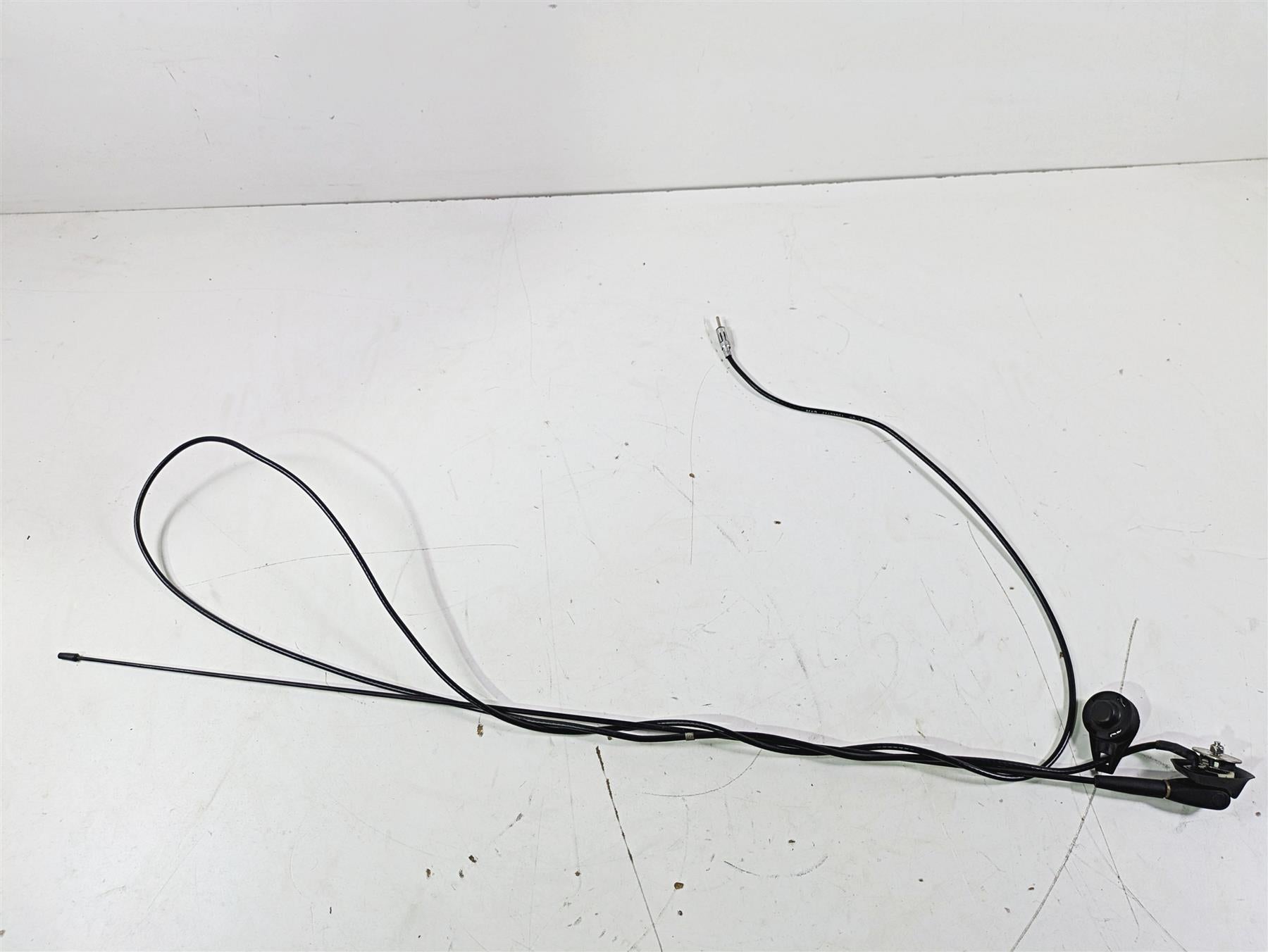 2019 Indian Chieftain Limited Radio Audio Antenna 4012213 {{ shop.shopifyCountryName }} - Mototech271