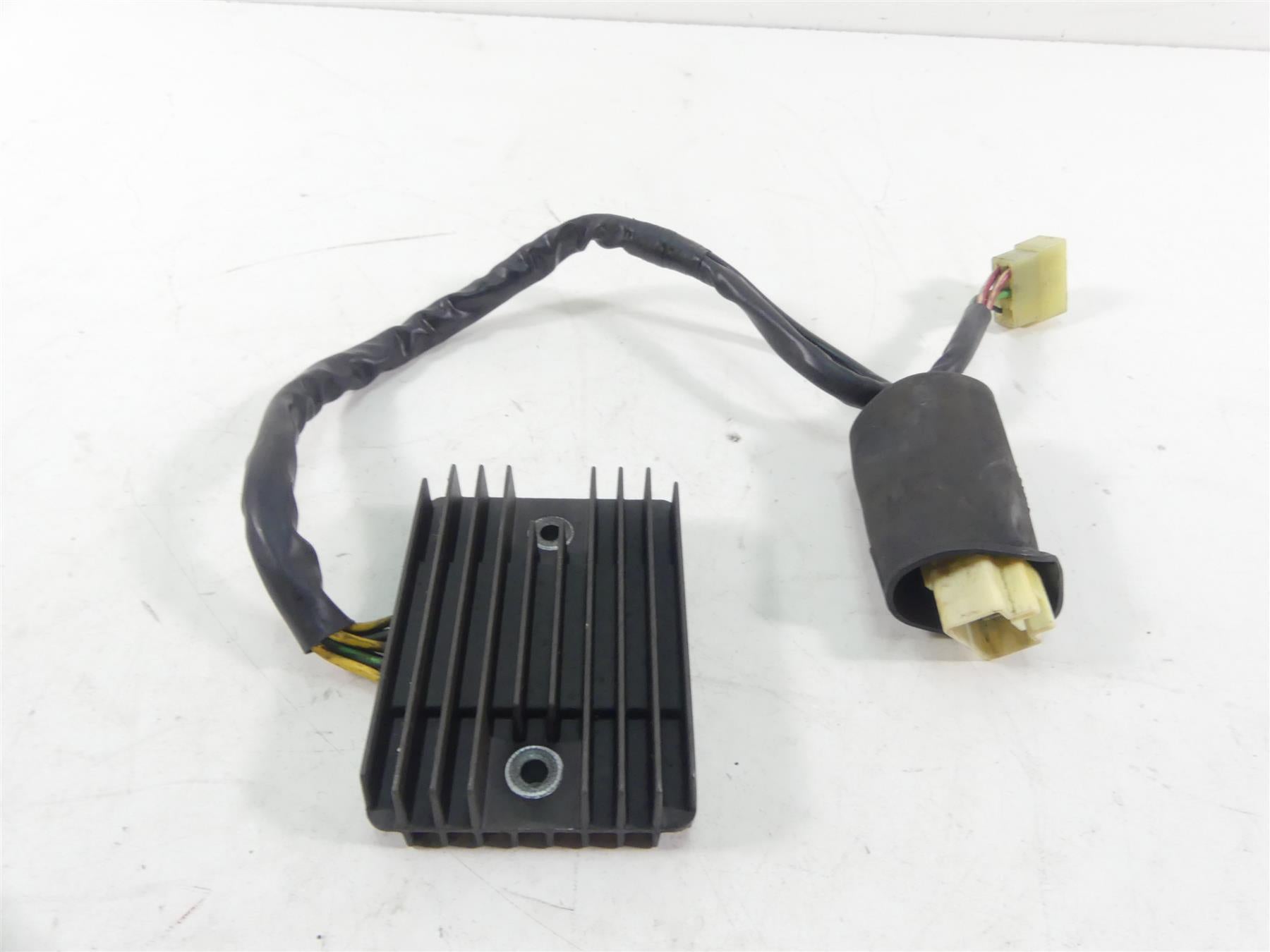 2006 Honda V-Twin VTX1800 N3 Rectifier Voltage Regulator 31600-MCH-000 SH579C-12 {{ shop.shopifyCountryName }} - Mototech271