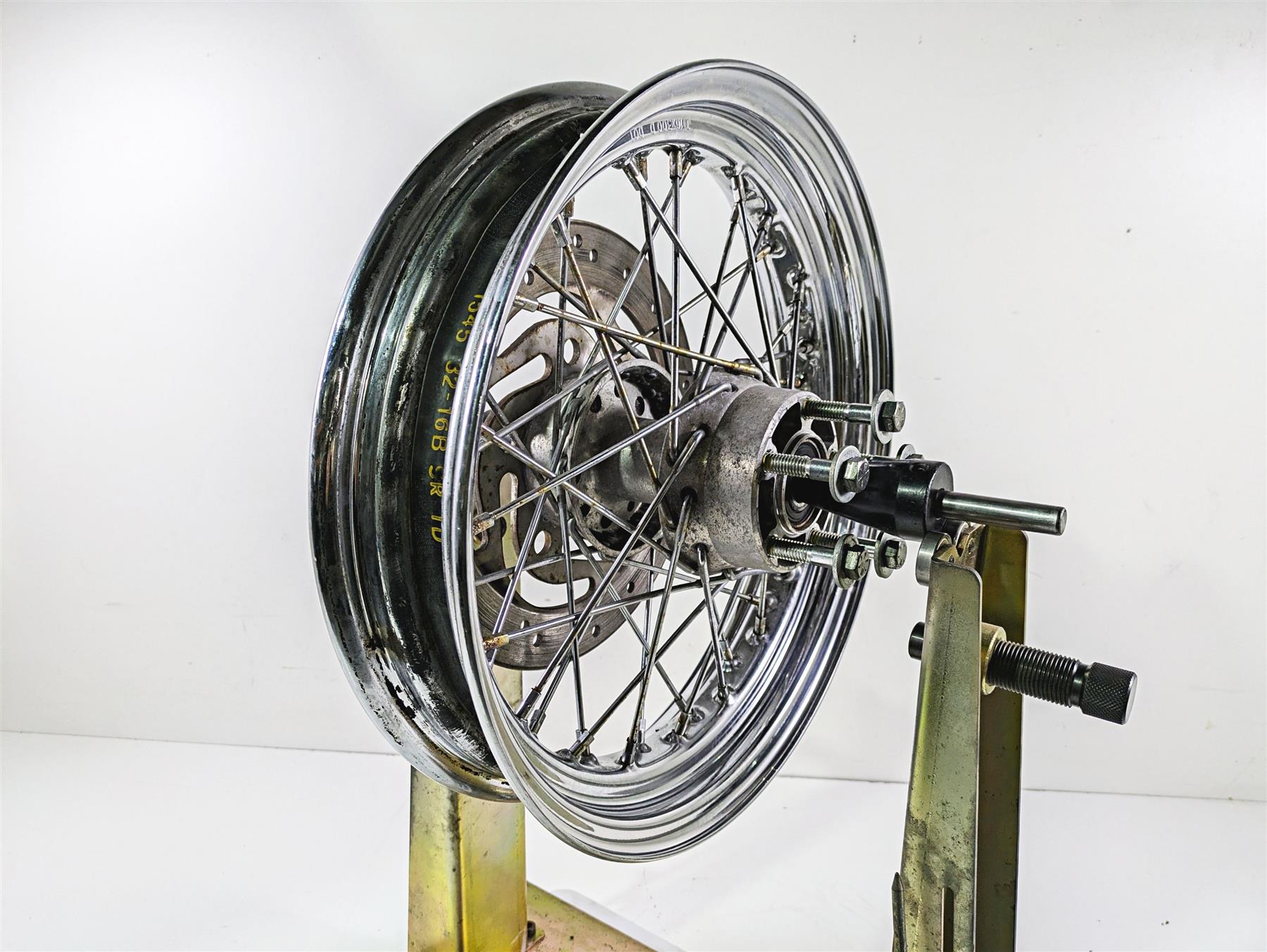 2005 Harley Softail FLSTSCI Heritage Springer Rear 16x3 Wheel Rim Read 40700-05A {{ shop.shopifyCountryName }} - Mototech271